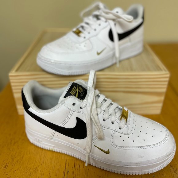 Nike Shoes - Nike Air Force 1 - Womens' Size 7